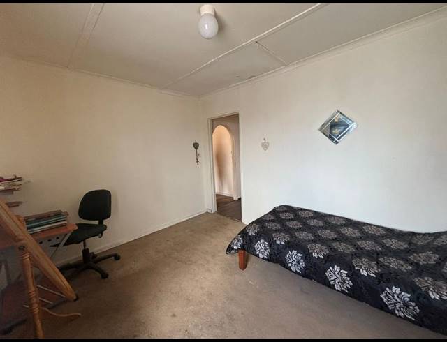 3 BEDROOM HOUSE FOR SALE IN ALBERTVILLE